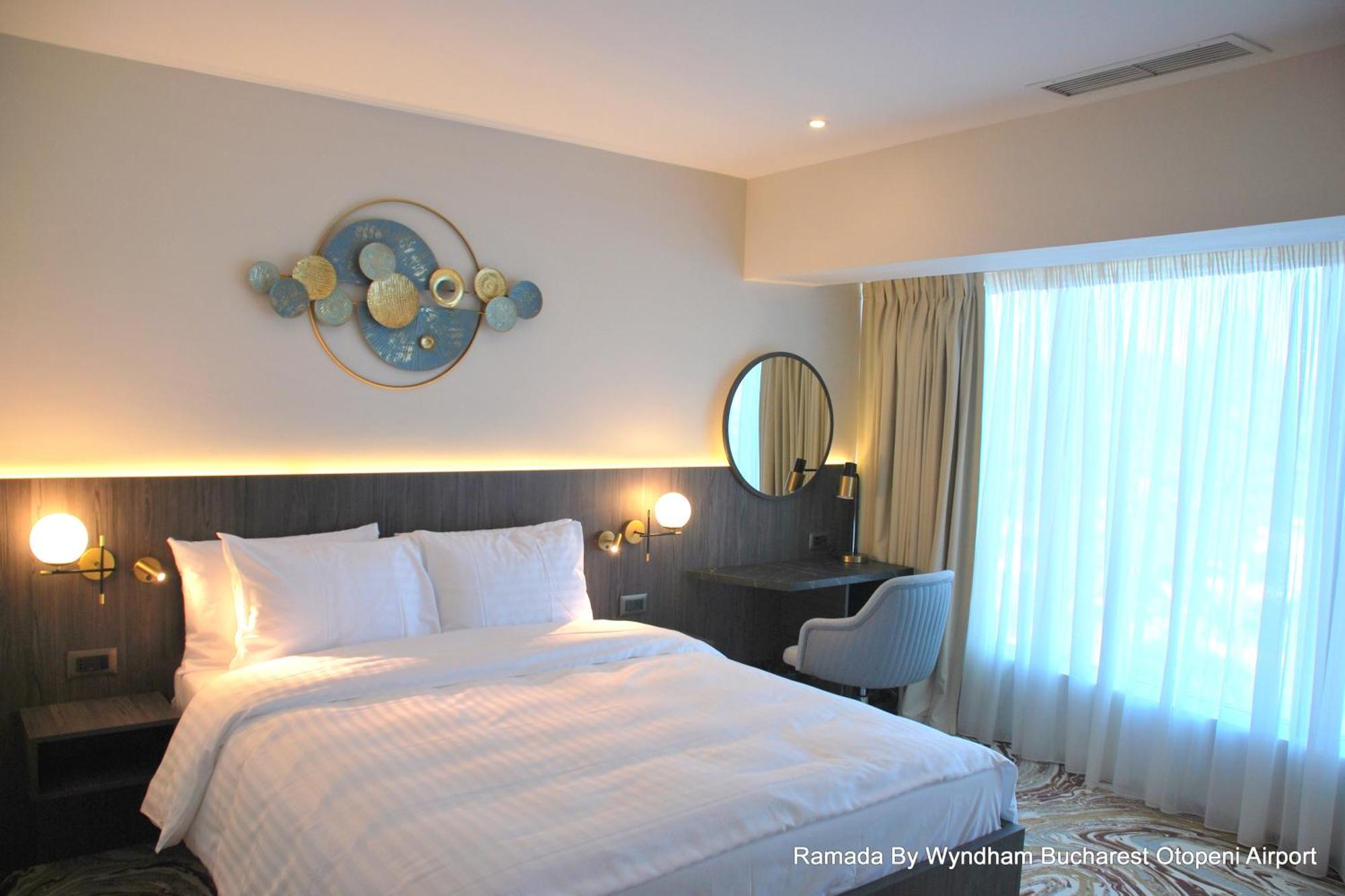 Ramada By Wyndham Bucharest Otopeni Airport מראה חיצוני תמונה