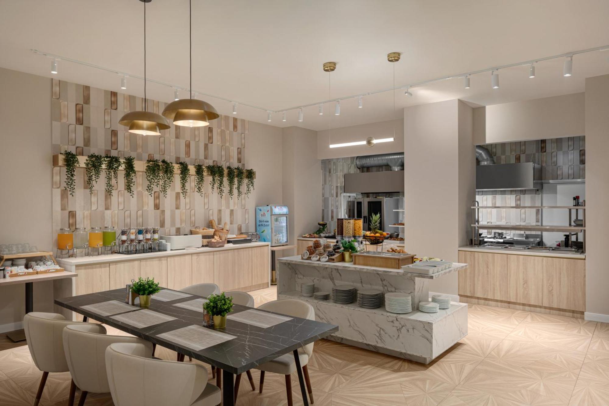 Ramada By Wyndham Bucharest Otopeni Airport מראה חיצוני תמונה